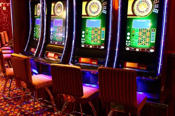 Red Tiger slot game with bonus round active
